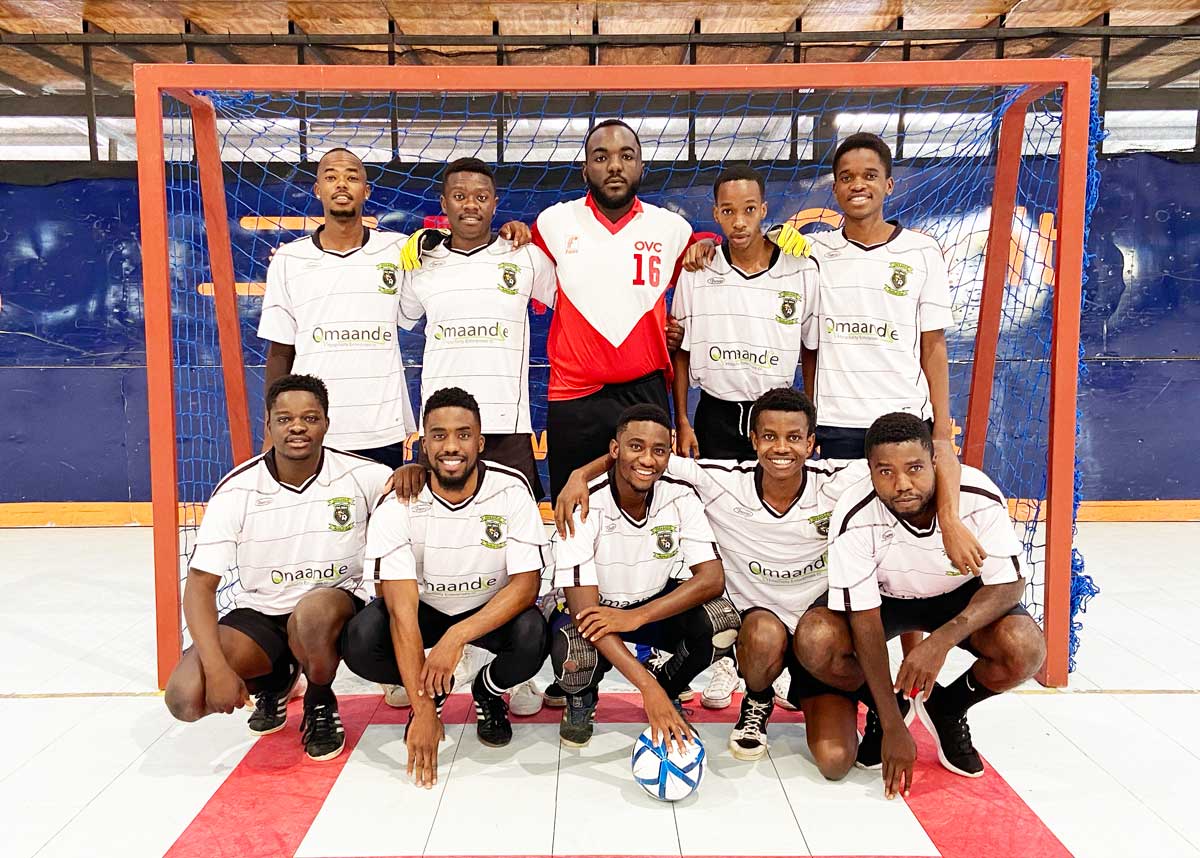 club kit photo